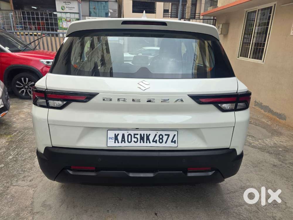 Maruti Suzuki Brezza 1.5 Vxi Smart Hybrid, 2024, Petrol