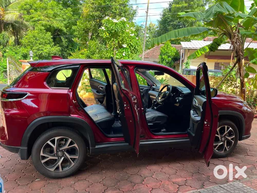 Toyota Urban Cruiser Hyryder 2024 Single Owner