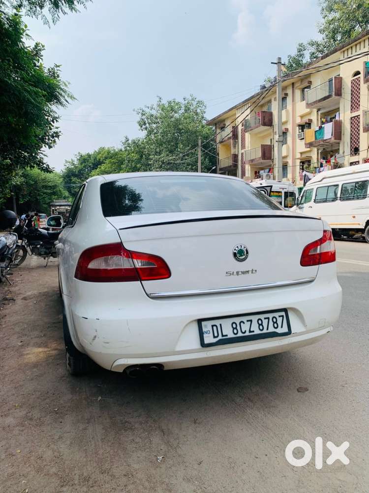 Skoda Superb Elegance 2013