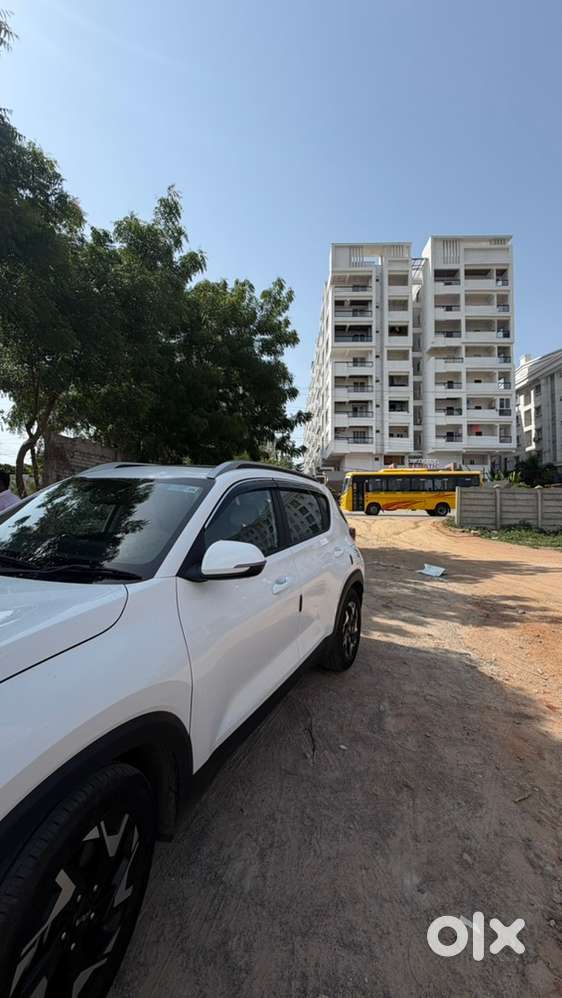 Kia Sonet Petrol 2026