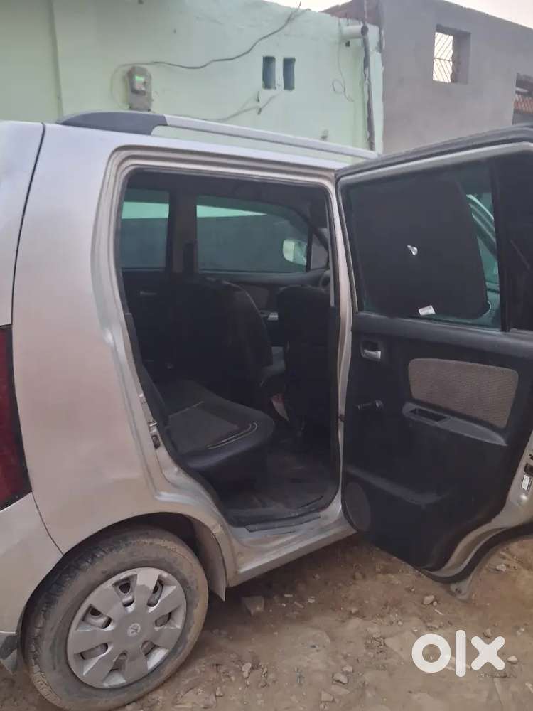 Maruti Wagon R Petrol/cng 2015 Model @1,99,000
