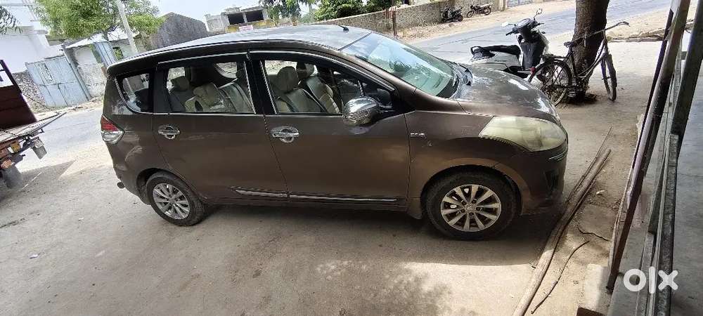 Maruti Suzuki Ertiga 2016 Diesel 180000 Km Driven