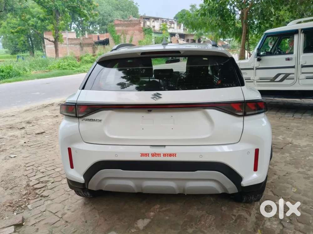 Maruti Suzuki Fronx Cng+petrol