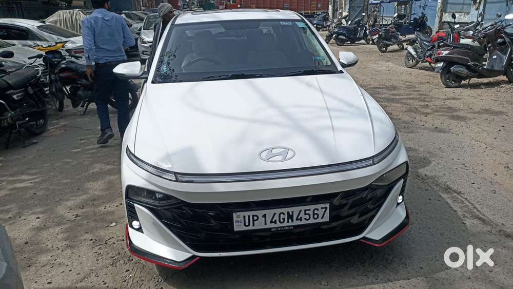 Hyundai Verna 1.5 Petrol 2025