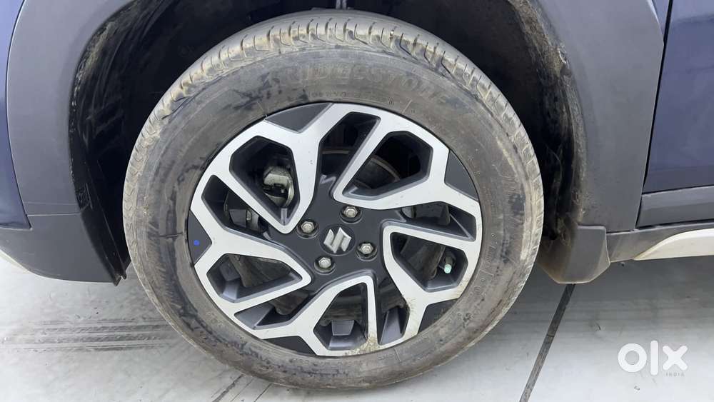 Maruti Suzuki Fronx Alpha 1.0l Turbo 6 At, 2023, Petrol