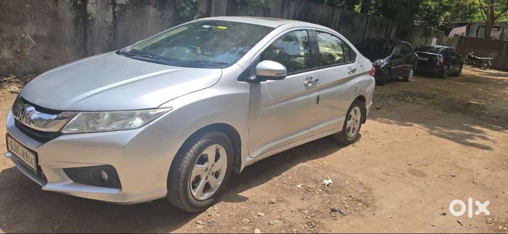Excellent Condition Honda City At With Sunroof/ Top Model