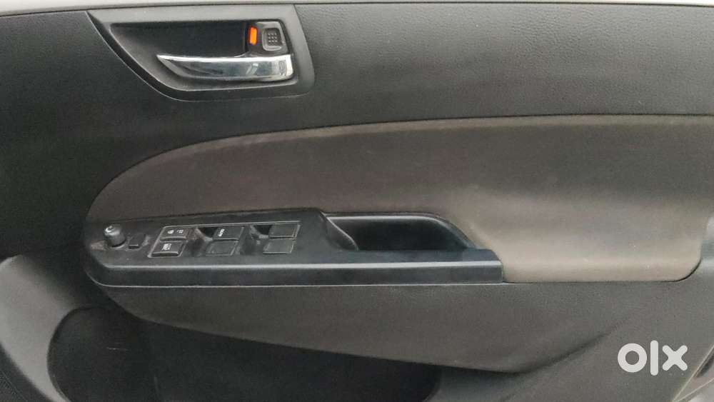 Maruti Suzuki Swift Vxi, 2016, Petrol