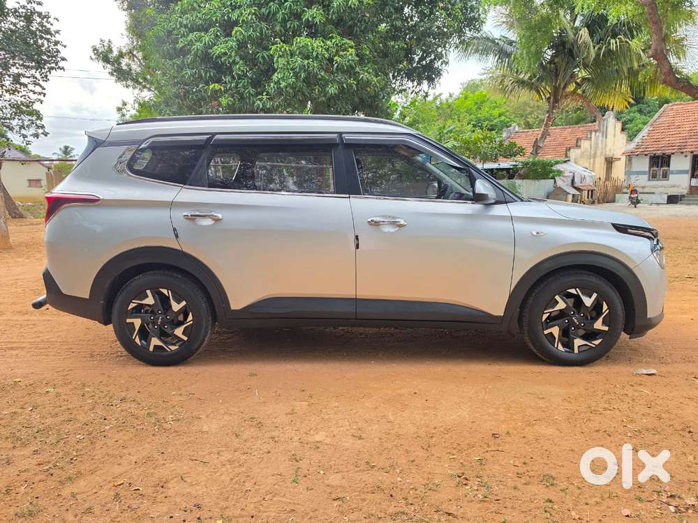 Kia Carens 1.5 Premium 7 Str, 2023, Petrol