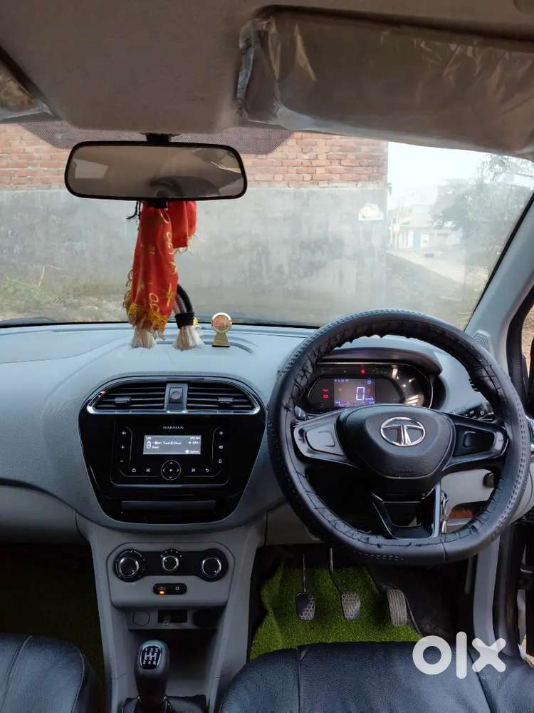 Tata Tigor Petrol2020