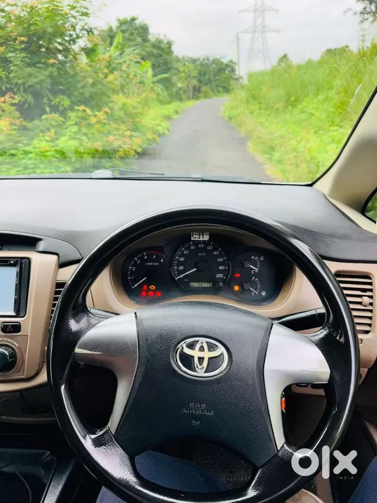 Toyota Innova 2015 Diesel 157000 Km Driven