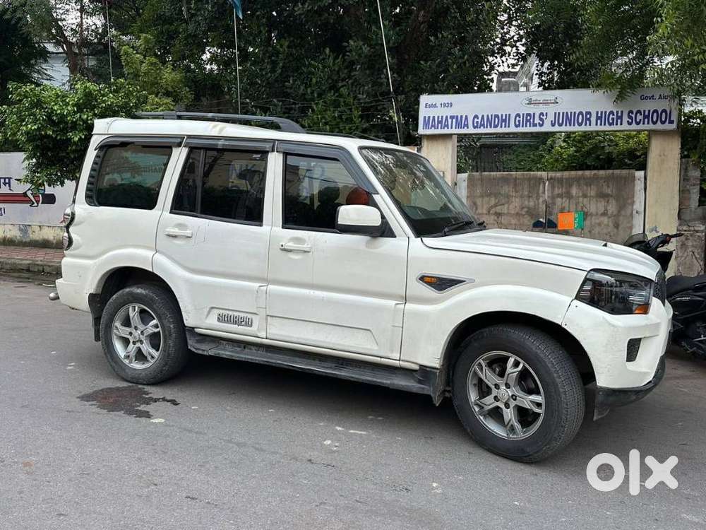 Mahindra Scorpio S6 Plus, 2016, Diesel