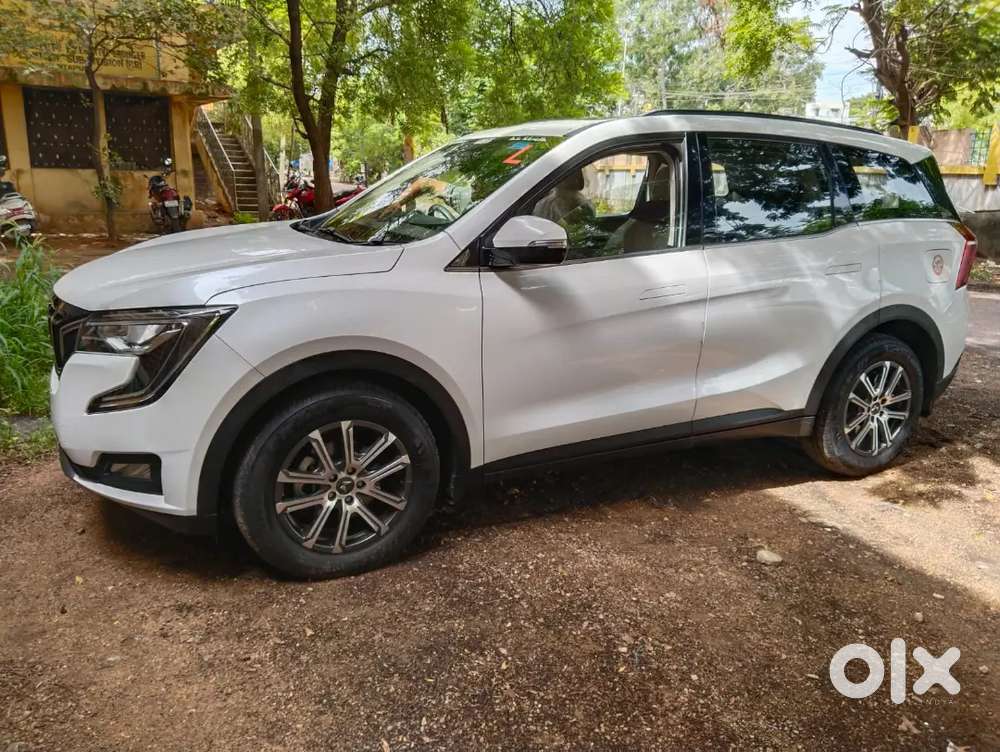 Mahindra Xuv700 2022 Petrol 10000 Km Driven