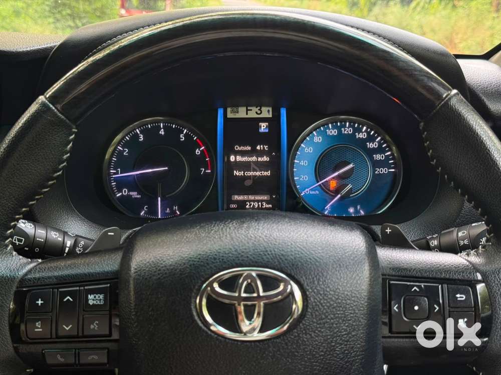 Toyota Fortuner 4x2 At 2.7 Petrol, 2022, Petrol