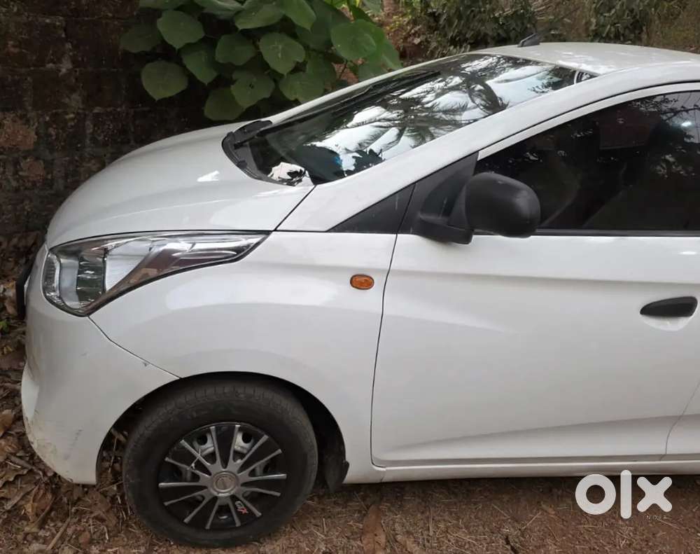 Hyundai Eon 2013 Petrol Well Maintained