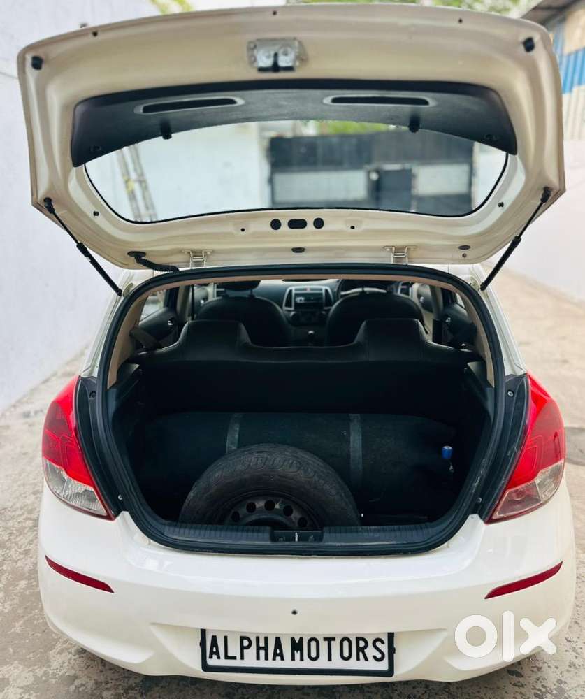 (alpha Motors) Hyundai I20 Era With Brc Cng Kit