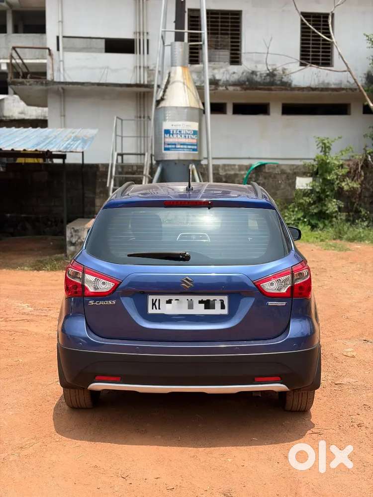 Maruti Suzuki S-cross 2016 Diesel Well Maintained