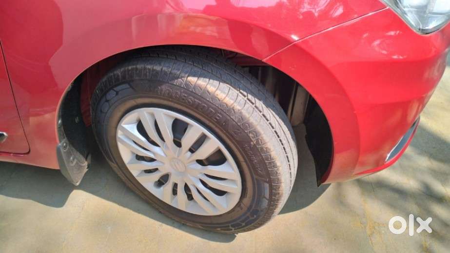 Maruti Suzuki Dzire Vxi Ags, 2021, Petrol