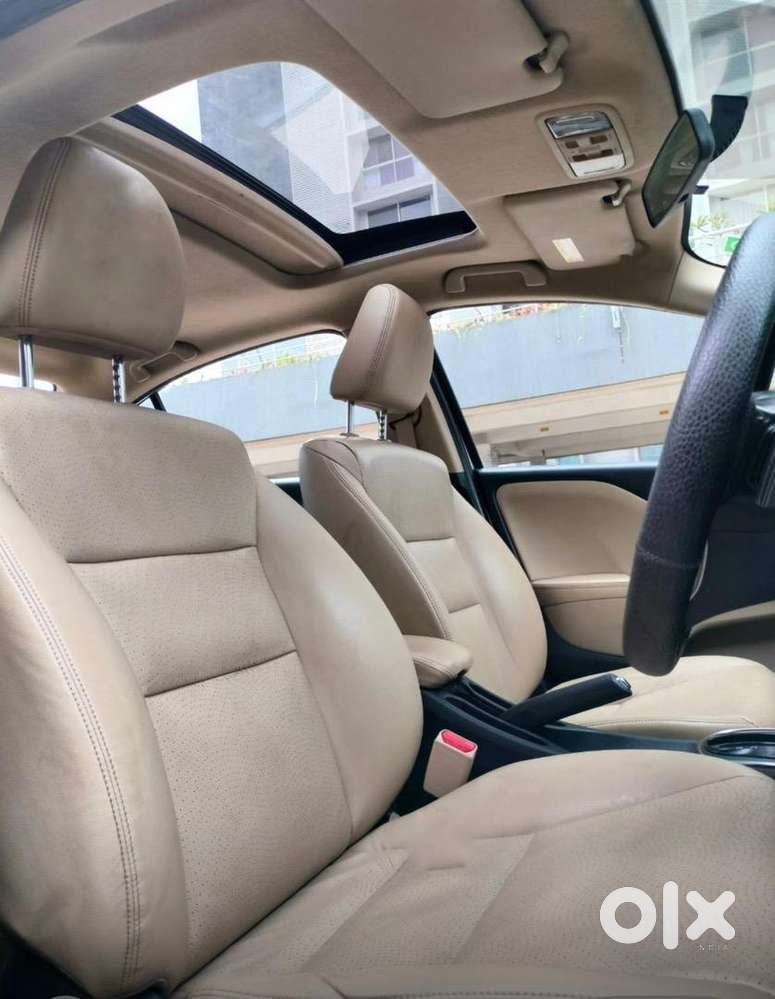 Honda City 2016 Automatic, Top Model, Petrol