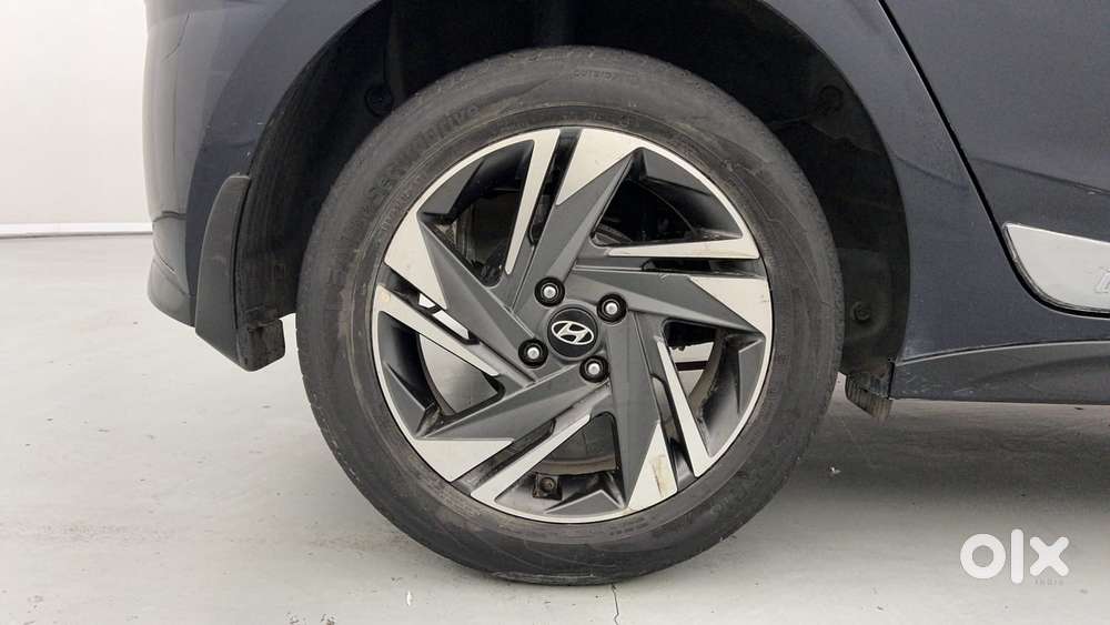 Hyundai I20 Asta (o) 1.2 Ivt, 2023, Petrol