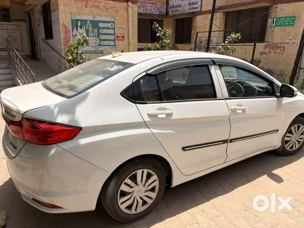 Honda City 2016 Cng & Hybrids 125000 Km Driven