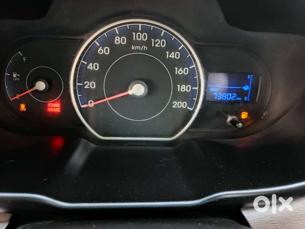 Hyundai I10 Sportz Bluedrive 1.1 Mt, 2015, Petrol