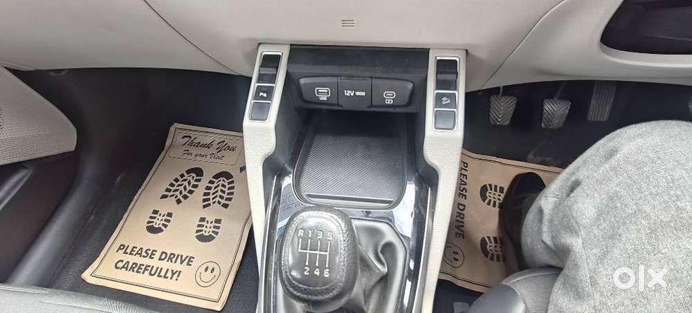 Kia Carens Clavis Htk, 2025, Petrol