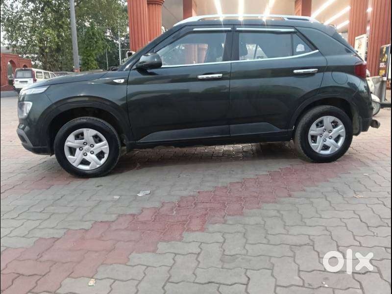 Hyundai Venue S 1.2 Petrol, 2021, Petrol