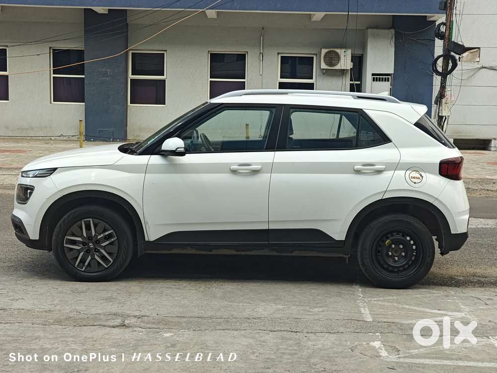 Hyundai Venue [2022-ongoing] 1.5 Crdi Sx, 2022, Diesel