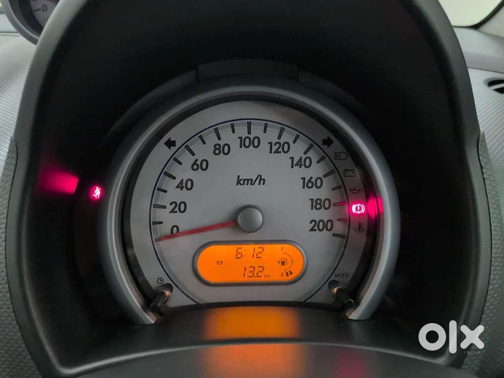 Maruti Suzuki Ritz Vxi, 2014, Petrol