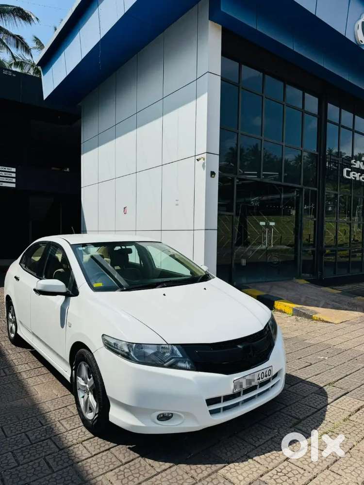 Honda City 2011 V I-vtec Petrol Manual – Well Maintained