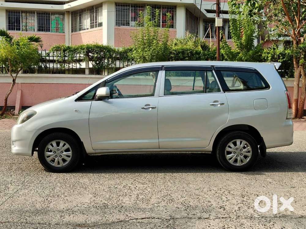 Toyota Innova 2.5 Gx 7 Str Bs-iii, 2011, Diesel