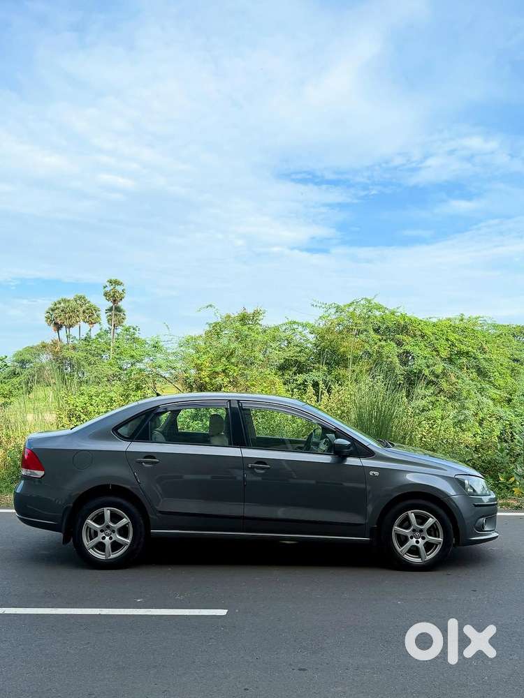 Volkswagen Vento 2010-2013 Petrol Highline, 2013, Petrol