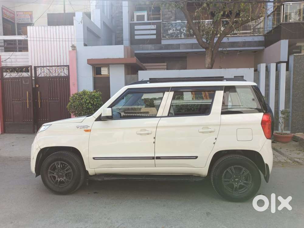 Mahindra Tuv 300 T6+ 2015, Diesel, 7-seater &ndash; Well Maintained,