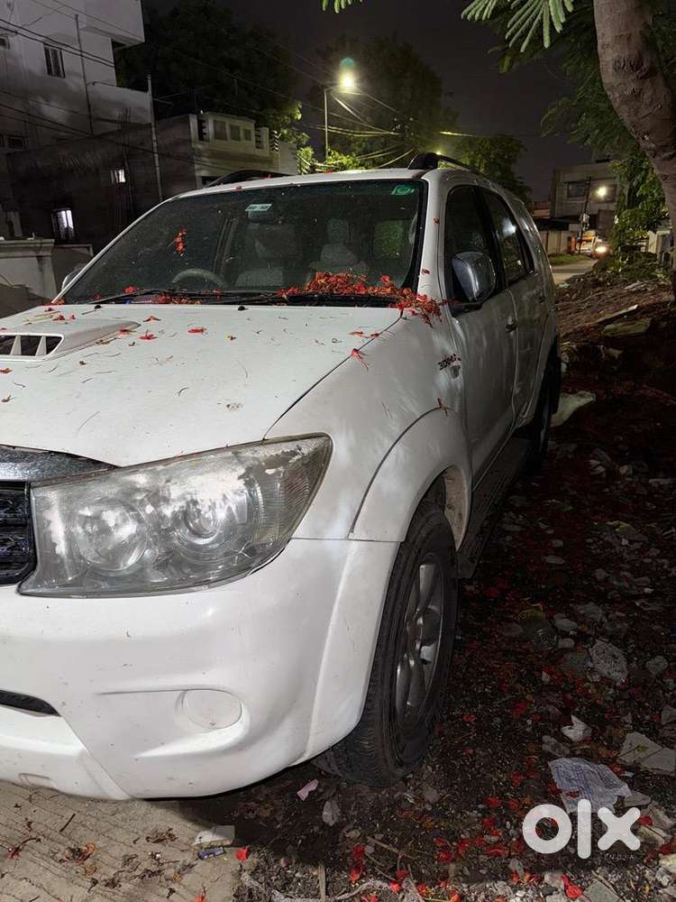 Toyota Fortuner 2010 Well Maintained