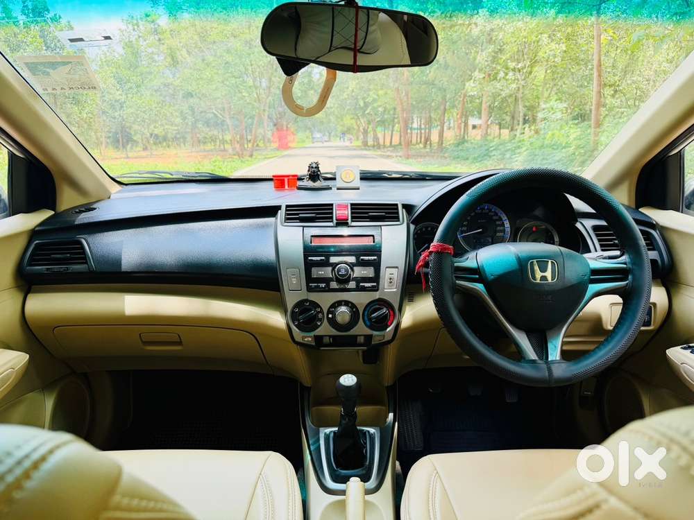 Honda City (petrol) 2013/2nd Owner Only 59k Kms Driven