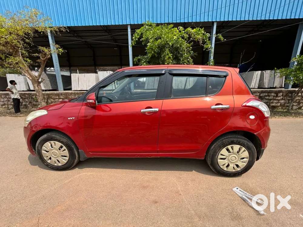 Maruti Suzuki Swift 2012 Petrol 110000 Km Driven