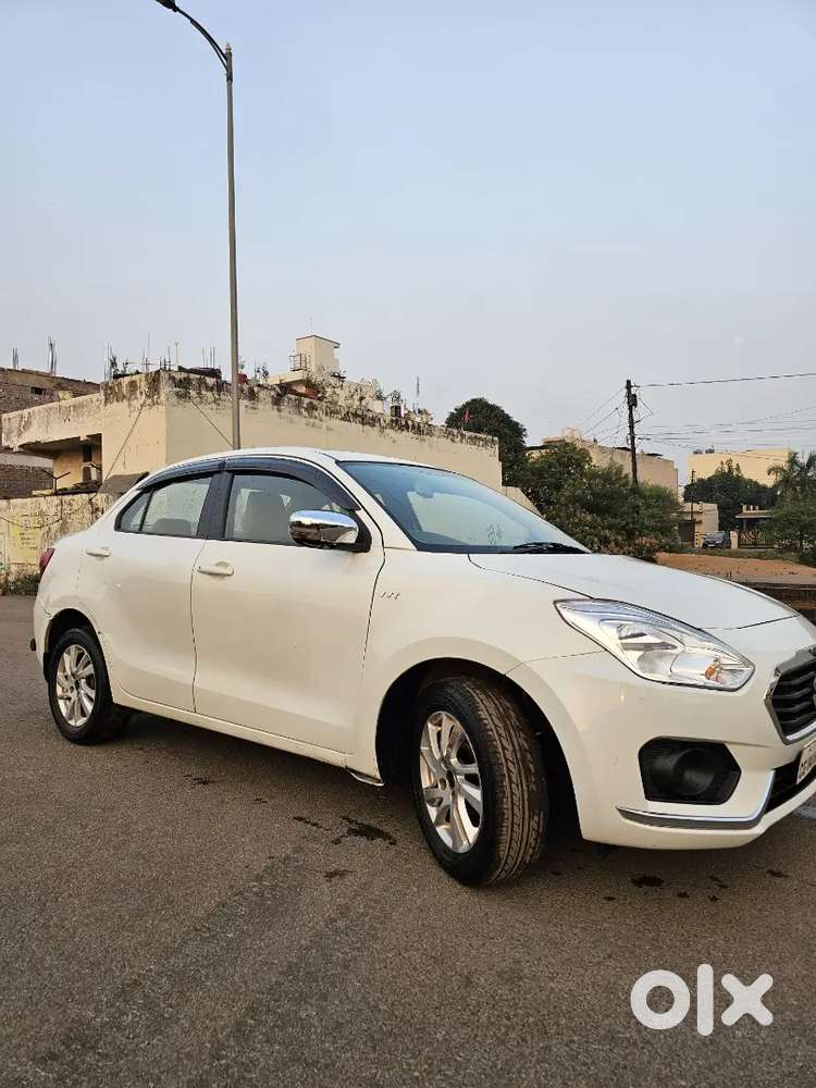 Maruti Suzuki Dzire 2017 Petrol 73500 Km Driven