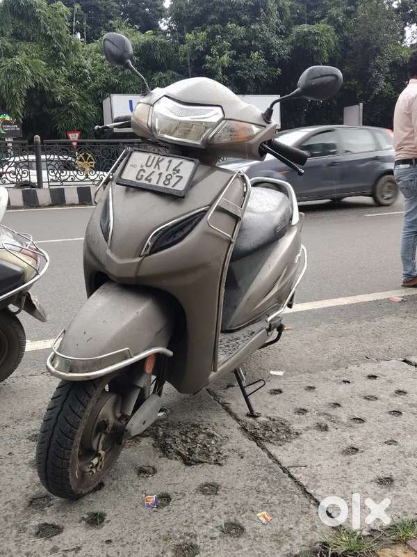 Activa 5G good condition.