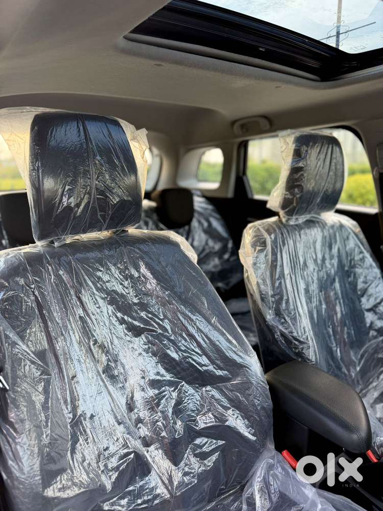 Maruti Suzuki Brezza 1.5 Zxi Plus Smart Hybrid, 2023, Petrol