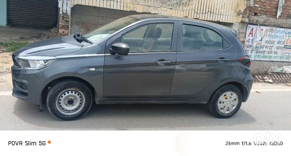 Tata Tiago Revotron 2025