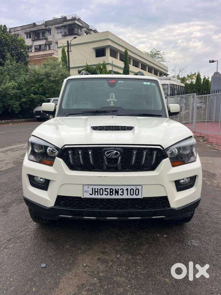 Mahindra Scorpio S10, 2016, Diesel