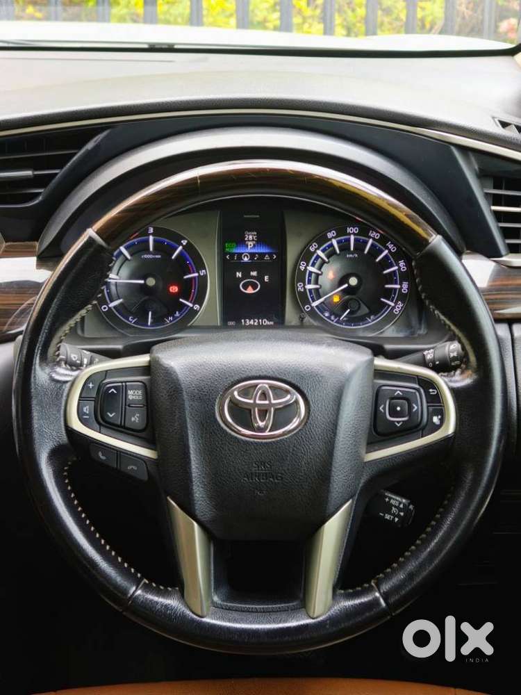 Toyota Innova Crysta 2.8 Z, 2017, Diesel