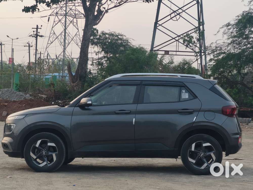 Hyundai Venue 1.0 Sx Turbo Imt Dual Tone Sport, 2020, Petrol