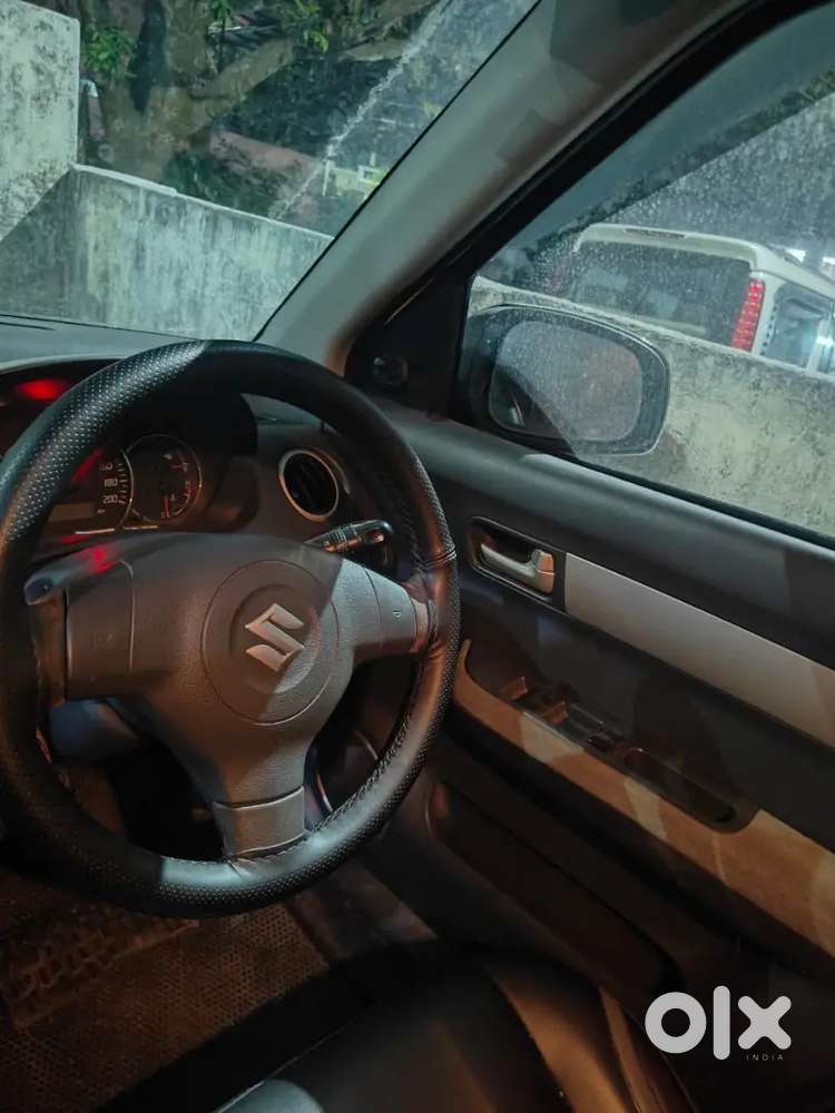 Maruti Suzuki Dzire 2011 Petrol 100000 Km Driven