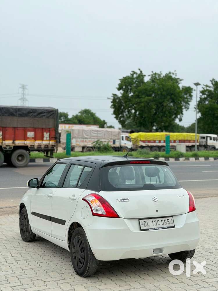Maruti Suzuki Swift 2013 Cng & Hybrids Well Maintained