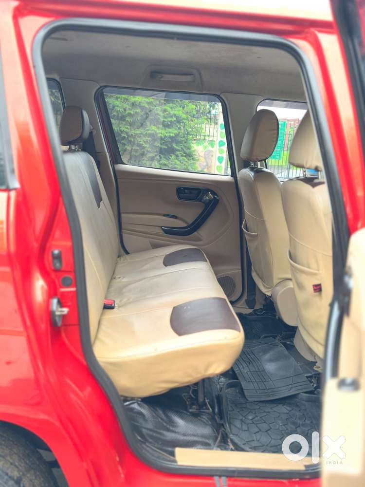 Mahindra Tuv 300 T4 Plus, 2016, Diesel