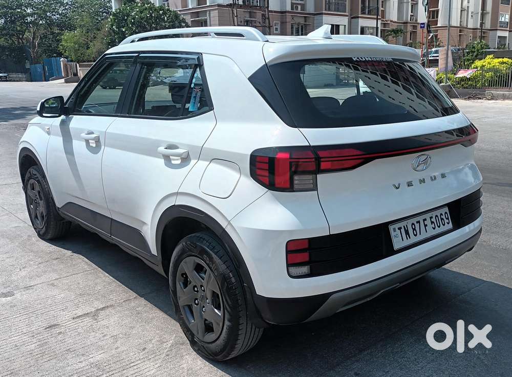 Hyundai Venue S Plus Mt 1.2 Kappa, 2024, Petrol