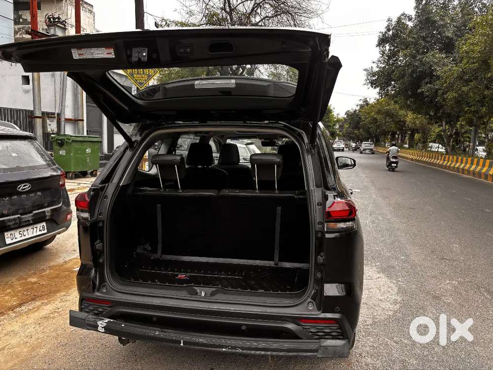 Maruti Suzuki Invicto Alpha 2025
