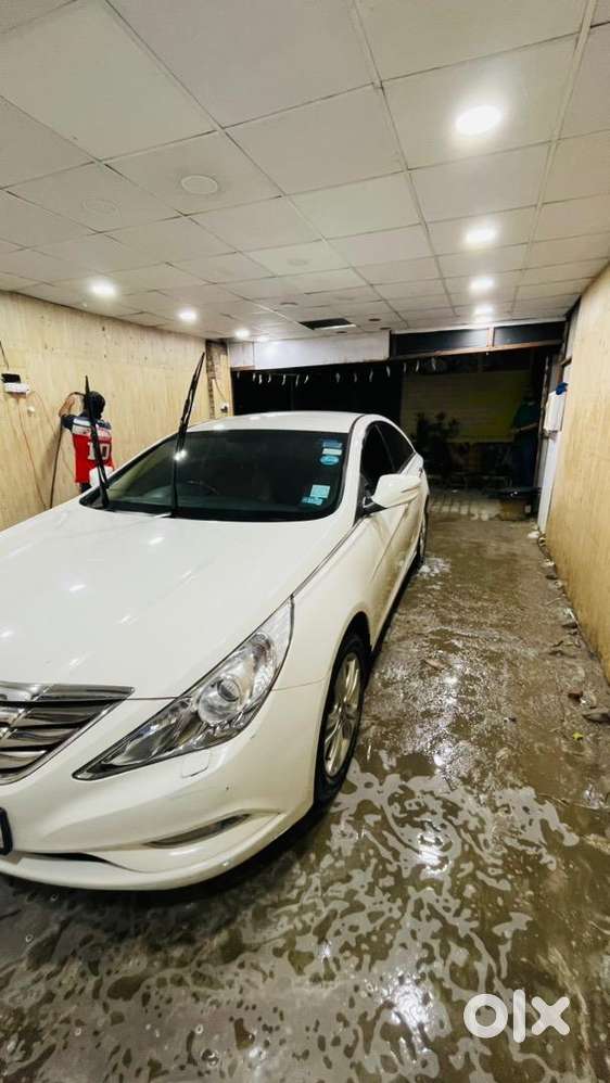 Hyundai Sonata 2013 Petrol 16520 Km Driven With Company Record
