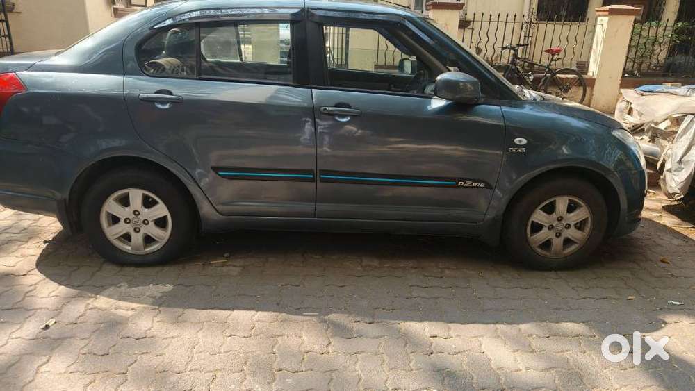 Maruti Suzuki Dzire Ags Zdi Plus, 2010, Diesel